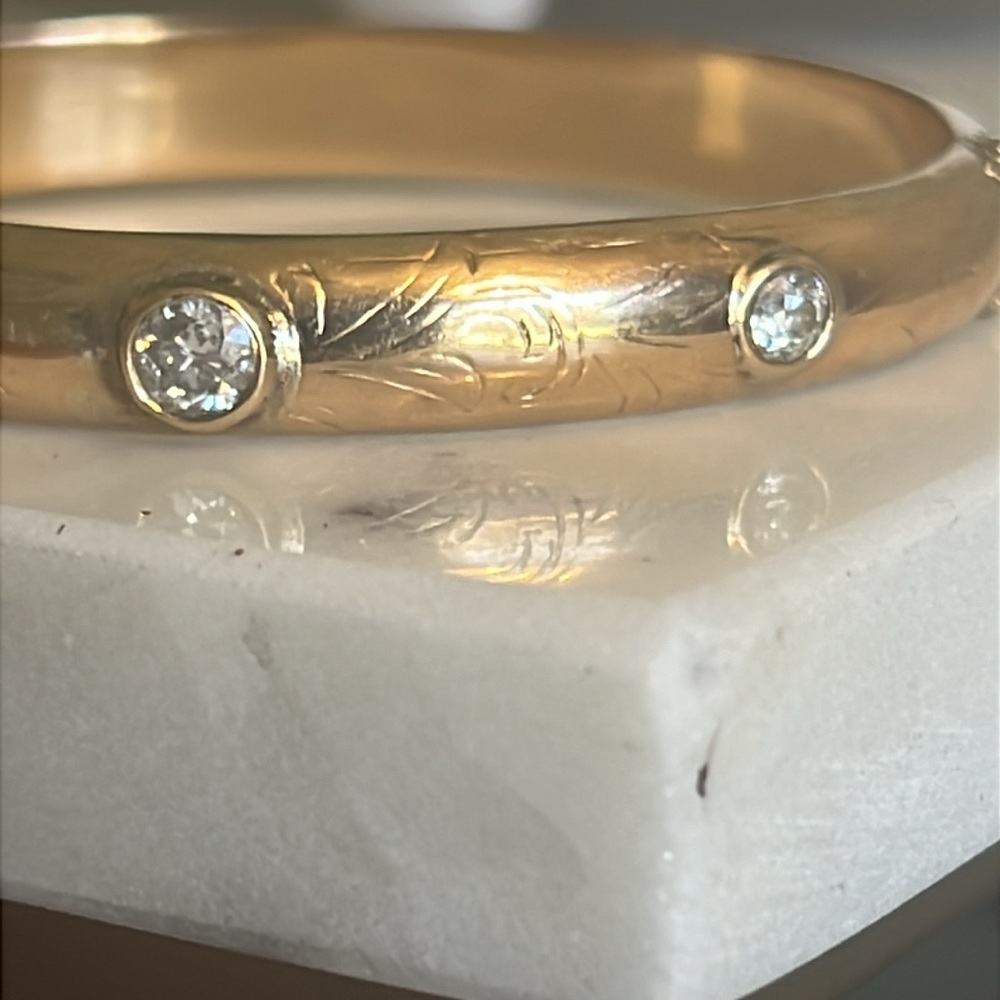 14 karat gold, and one carat diamond bracelet - Picture 16 of 17